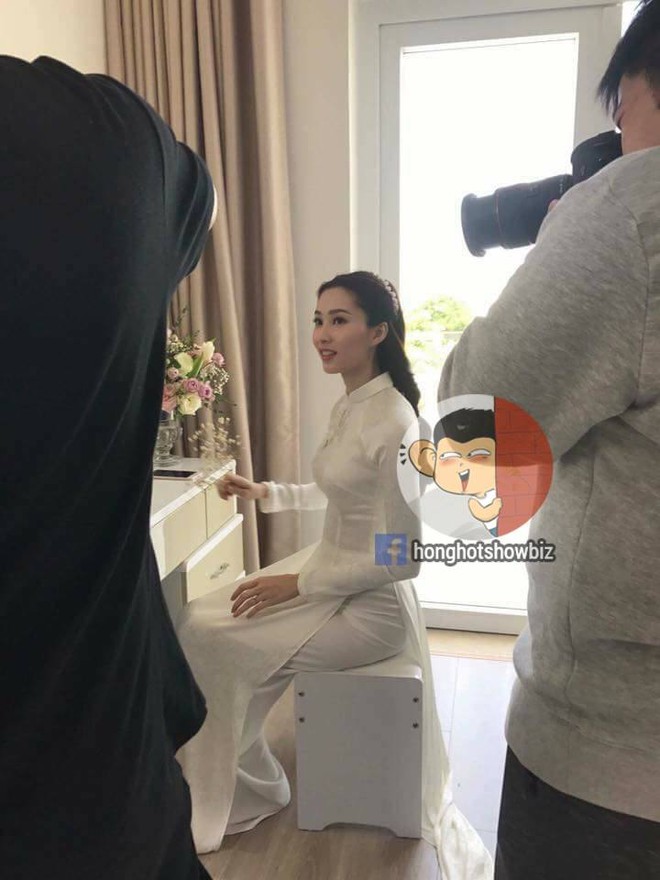 Hoa hậu Đặng Thu Thảo rạng rỡ bên doanh nhân Trung Tín trong đám hỏi bí mật tổ chức tại nhà riêng - Ảnh 2.