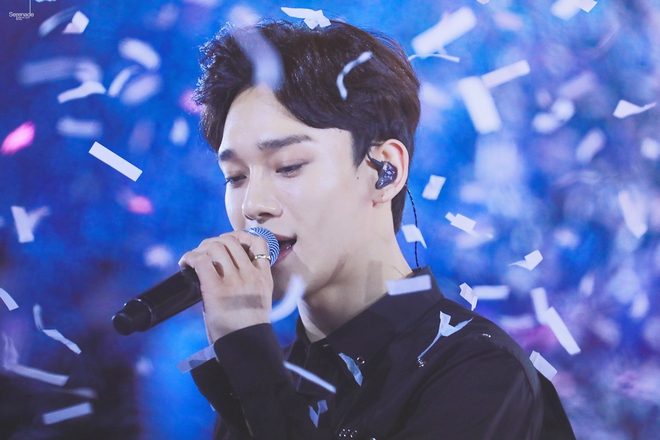 Điểm danh loạt thần tượng đốt ch&aacute;y c&aacute;c show &acirc;m nhạc khoe giọng của Kpop - Ảnh 4.