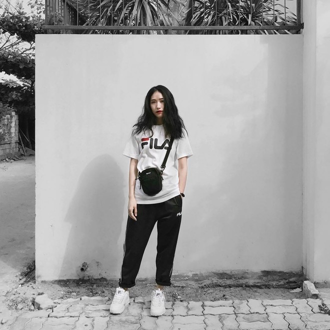 Giới trẻ châu Á người người nhà nhà đang diện T-shirt và sneaker Fila chất phát ngất ra sao? - Ảnh 7.