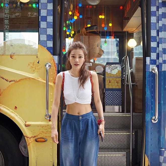 Tin nổi kh&ocirc;ng? Gương mặt trẻ đẹp kh&ocirc;ng tỳ vết c&ugrave;ng th&acirc;n h&igrave;nh nuột n&agrave; n&agrave;y l&agrave; của người phụ nữ đ&atilde; 41 tuổi - Ảnh 12.