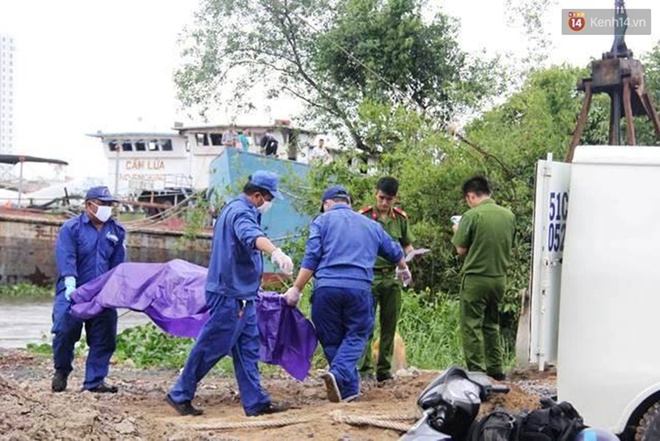 Phát hiện thi thể người đàn ông không mặc áo trôi cạnh du thuyền trên sông Sài Gòn - Ảnh 2.