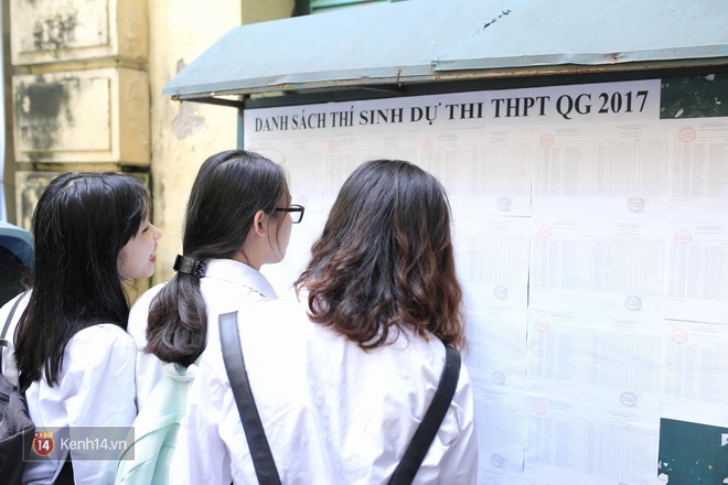 Hơn 866.000 thí sinh làm thủ tục chính thức bước vào kỳ thi THPT 2017 - Ảnh 10.