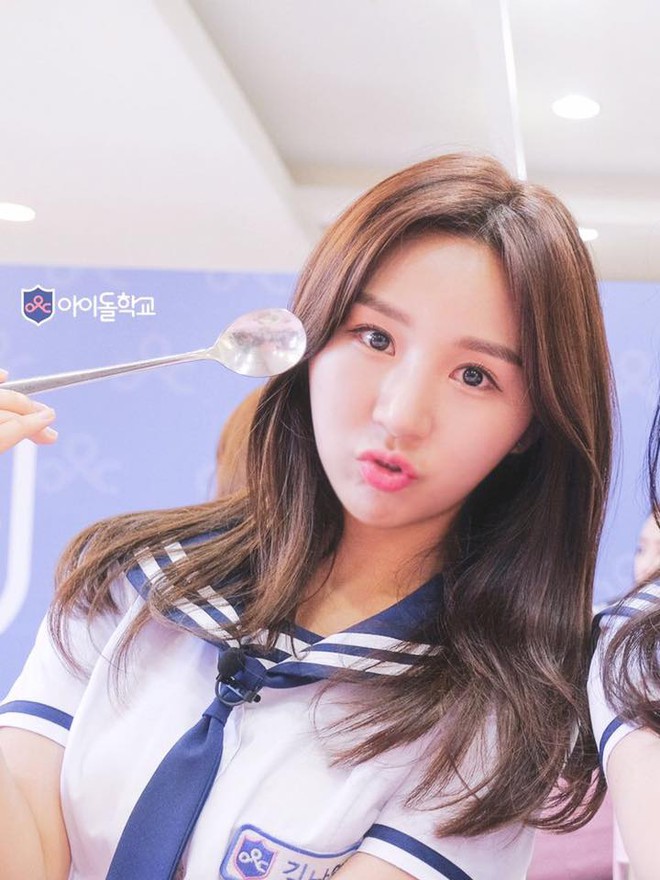 Bông hồng lai Somi có chị em sinh đôi tại show sống còn mới Idol School? - Ảnh 12.