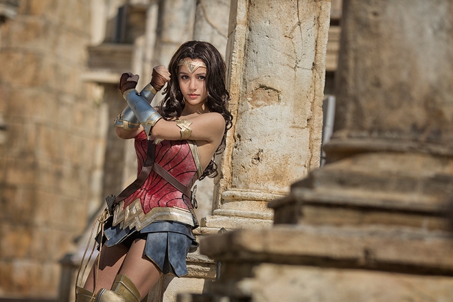 Cô gái Philippines có màn cosplay thành Wonder Woman xuất sắc không thua bản gốc - Ảnh 6.