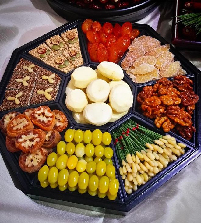 Ẩm thực truyền thống h&ocirc;n nh&acirc;n H&agrave;n Quốc: tỉ mỉ, cầu kỳ v&agrave; cực kỳ đẹp mắt - Ảnh 4.