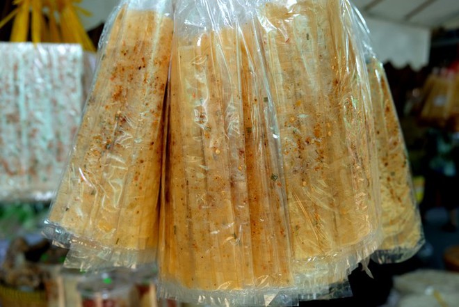 Điểm danh sơ qua các loại bánh tráng ở Sài Gòn là đã thấy cả một gia phả dài dằng dặc - Ảnh 3.