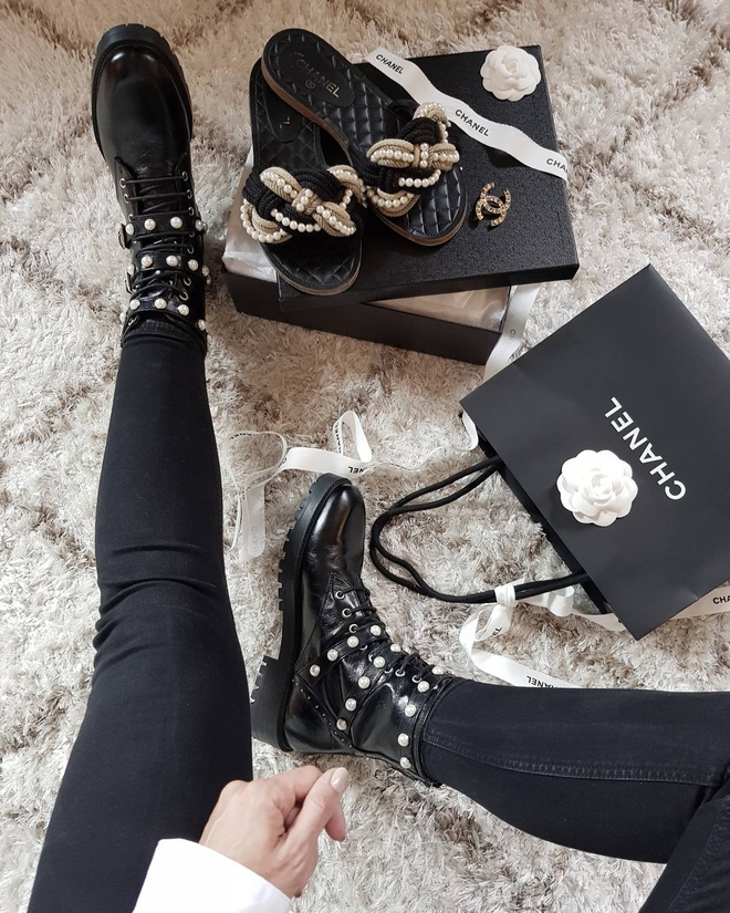 Đôi boots vừa bụi vừa sang chảnh công chúa này đang là món đồ hot nhất của Zara, tưởng chừng cả Instagram đều đang diện nó - Ảnh 1.