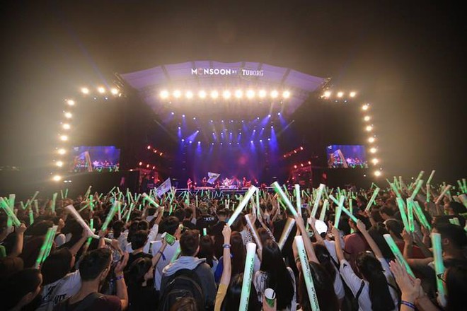 Hoàng Touliver, SlimV cùng các nghệ sĩ quốc tế làm bùng nổ đêm nhạc đầu tiên của “Monsoon Music Festival 2017 by Tuborg” - Ảnh 8.