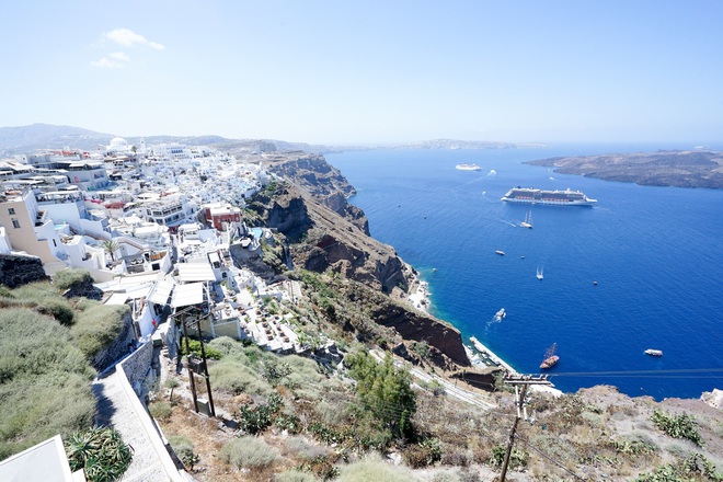 Santorini - Hòn đảo đẹp như thiên đường mà bạn nhất định phải dành tiền để đến một lần trong đời - Ảnh 13.