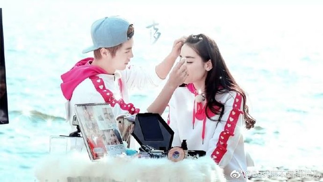 Địch Lệ Nhiệt Ba rơi vào tình thế khó xử khi bị hỏi về mối quan hệ của Luhan - Quan Hiểu Đồng - Ảnh 6.