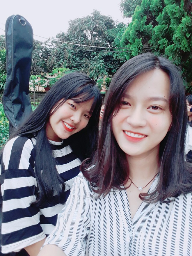 10X T&acirc;y Nguy&ecirc;n đốn tim d&acirc;n mạng bằng loạt clip tự đệm guitar khoe giọng h&aacute;t ngọt lịm - Ảnh 11.