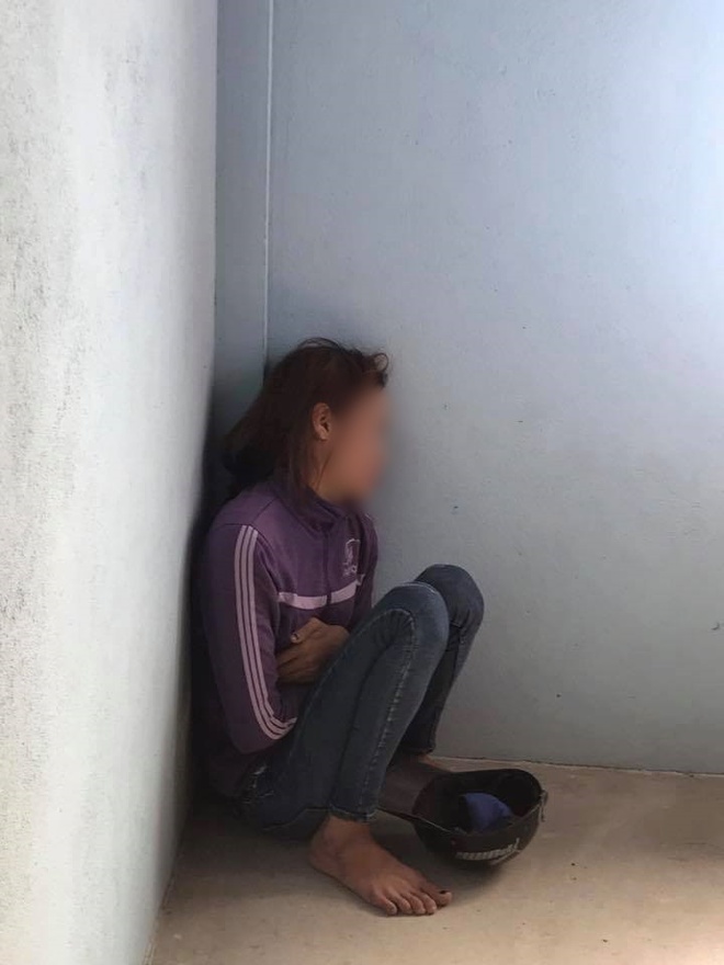 Nghi đột nhập vào nhà bắt cóc trẻ em, một người phụ nữ bị dân làng vây bắt - Ảnh 2.