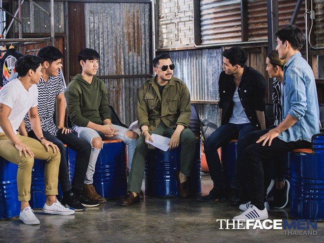 The Face Men tập 3: Bắt học trò cởi áo khoe body, HLV Lukkade vẫn thua cuộc! - Ảnh 7.