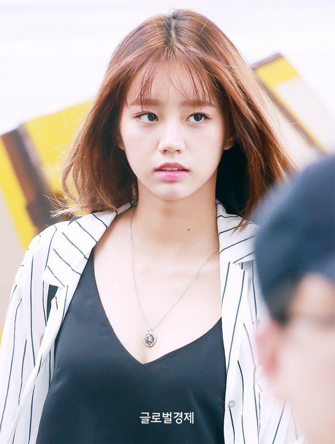 Hyeri lần đầu xuất hiện sau khi x&aacute;c nhận đang hẹn h&ograve; c&ugrave;ng Ryu Jun Yeol - Ảnh 1.