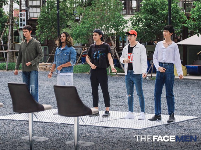 The Face Men tập 3: Bắt học trò cởi áo khoe body, HLV Lukkade vẫn thua cuộc! - Ảnh 6.