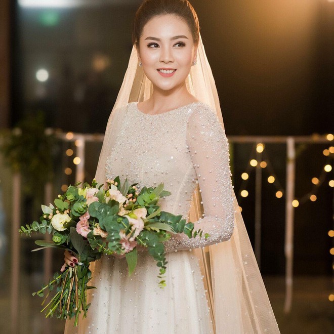 Đẳng cấp nhan sắc hot girl đời đầu: Người lấy chồng, người sinh con vẫn đẹp hết phần thi&ecirc;n hạ - Ảnh 20.