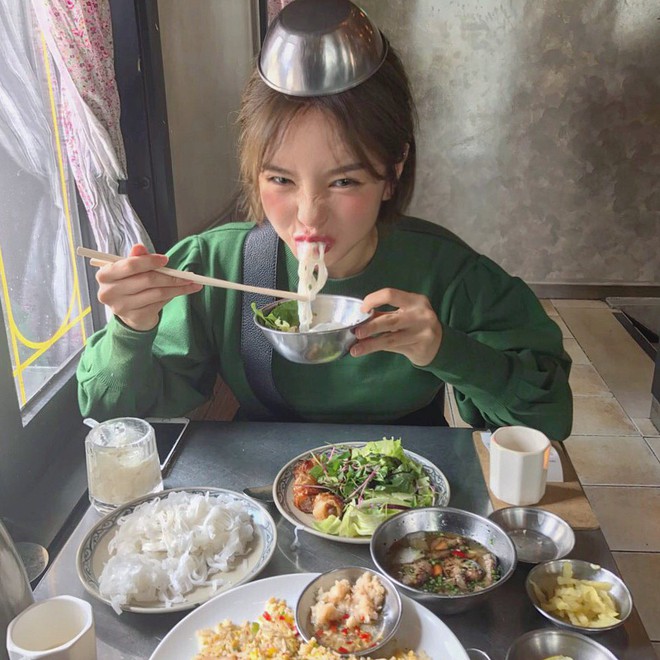 Nổi tiếng vì xinh đã là gì, có cô nàng hút gần 150k lượt follow nhờ đăng ảnh tự dìm mình - Ảnh 10. Nổi tiếng vì xinh đã là gì, có cô nàng hút gần 150k lượt follow nhờ đăng ảnh tự dìm mình - Ảnh 10.