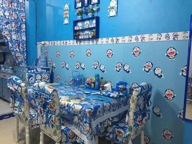 Đ&acirc;y l&agrave; căn nh&agrave; khi hai vợ chồng đều l&agrave; fan cuồng của m&egrave;o &uacute; Doraemon c&ugrave;ng về sống chung! - Ảnh 2.