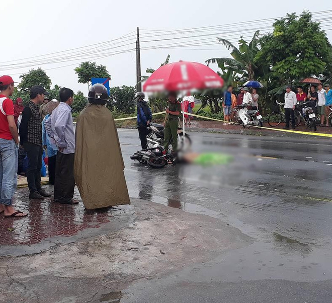 Bắc Ninh: Nữ sinh đi xe m&aacute;y điện bị xe đầu k&eacute;o c&aacute;n tử vong tr&ecirc;n đường tới trường - Ảnh 1.