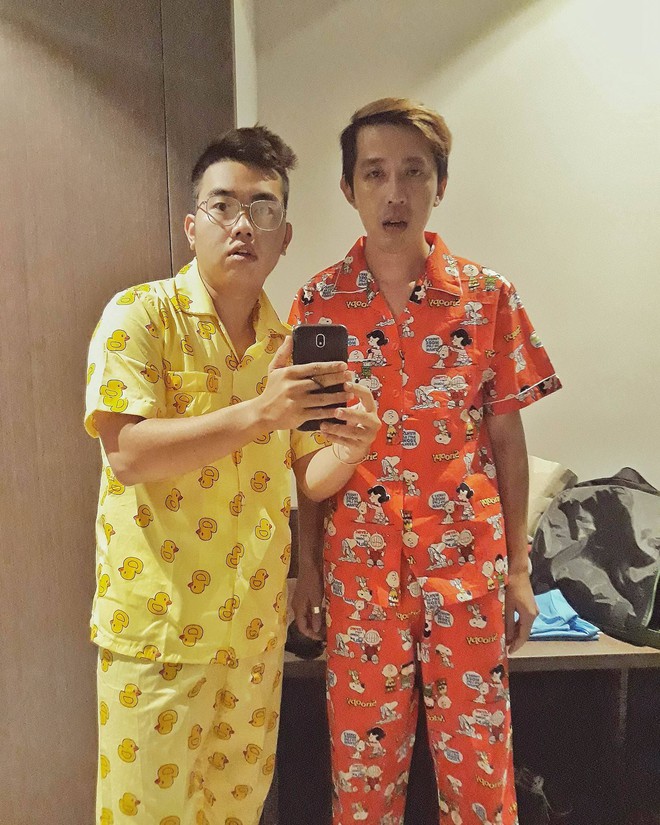 C&ocirc;ng ty chơi lớn: Tiệc t&ugrave;ng ho&agrave;nh tr&aacute;ng nhưng nh&acirc;n vi&ecirc;n lại hồn nhi&ecirc;n mặc pijama đến dự - Ảnh 7.