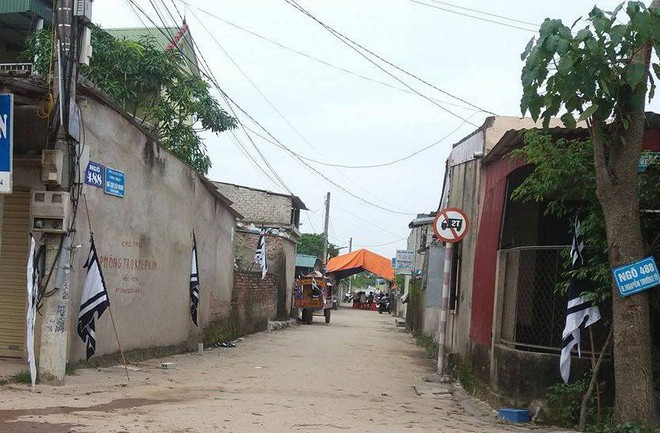 Nghi &aacute;n con đ&acirc;m chết bố ruột khi đang ăn cơm tối - Ảnh 1.