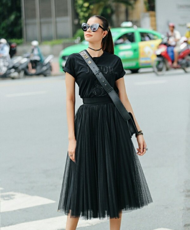 The Look: Phạm Hương - Kỳ Duyên - Minh Tú biến hóa khôn lường qua loạt hình hậu trường - Ảnh 2. The Look: Phạm Hương - Kỳ Duyên - Minh Tú biến hóa khôn lường qua loạt hình hậu trường - Ảnh 2.