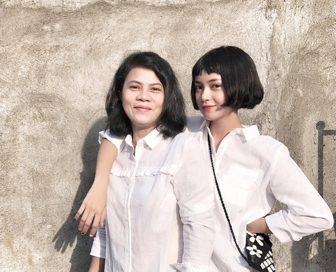 Khoảnh khắc hạnh phúc của hot girl Việt bên mẹ: Ra đời dẫu có là ai, về nhà vẫn là con gái bé bỏng của mẹ! - Ảnh 18.