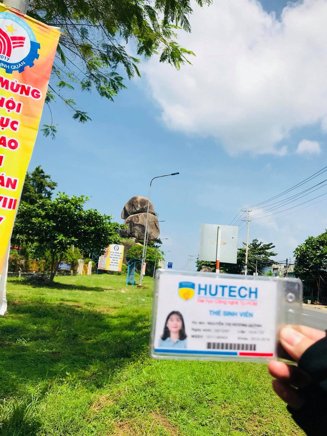 Check-in sống ảo quanh Đà Lạt bằng thẻ sinh viên: Chỉ có yêu trường lắm mới nghĩ ra được! - Ảnh 1.