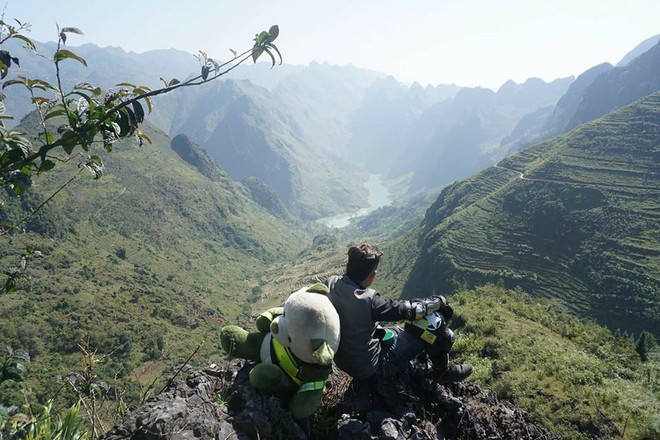 Chưa có người yêu, phượt thủ 9X điển trai ôm gấu bông đi phượt trên mọi cung đường - Ảnh 9.