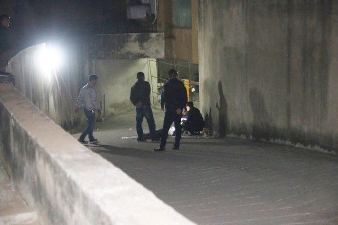 Hà Nội: Nam thanh niên tử vong trong đêm sau khi nhảy lầu tự tử từ tầng 29 khu đô thị Xa La - Ảnh 3.