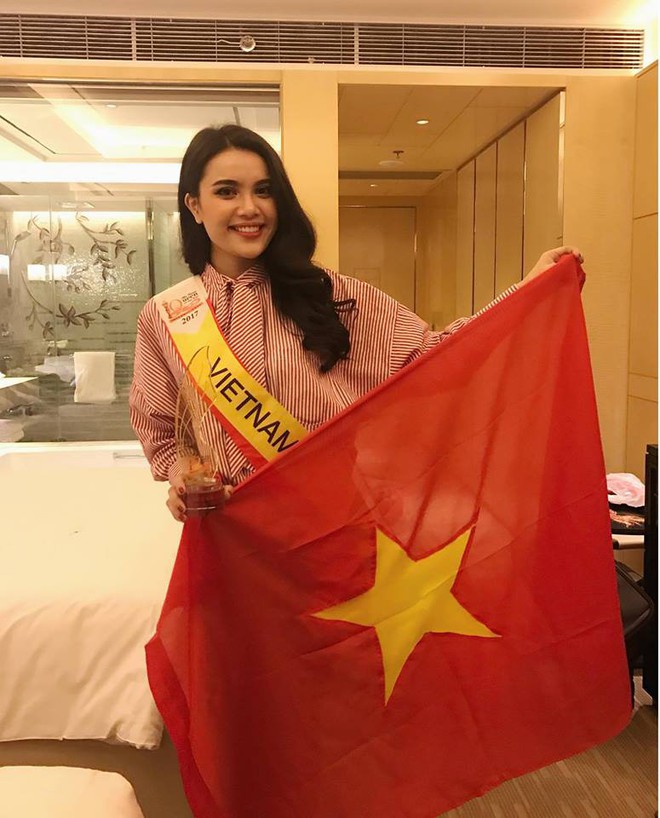 &Aacute; hậu Diệu Th&ugrave;y xuất sắc mang về 2 giải thưởng tại cuộc thi Nữ ho&agrave;ng Du lịch Quốc tế 2017 - Ảnh 8.