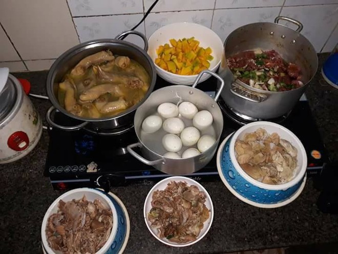 D&acirc;n mạng lại tranh c&atilde;i với thực đơn qu&aacute; sang chảnh của ch&uacute; ch&oacute; Alaska - Ảnh 5.