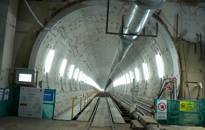 Cận cảnh hầm Metro Bến Thành - Suối Tiên dần rõ dáng sau gần 100 ngày thi công giữa lòng Sài Gòn - Ảnh 18.