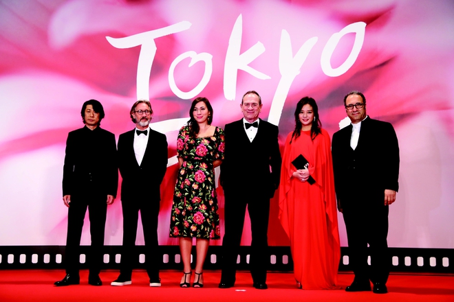 4 nàng thơ Nhật Bản, Pikachu và Shin bút chì đại náo LHP Quốc tế Tokyo lần thứ 30 - Ảnh 19.