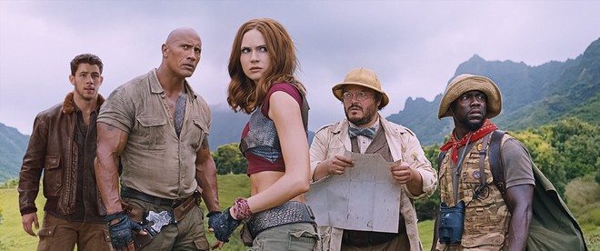 “The Rock” nóng bỏng trong trailer đầu tiên của “Jumanji: Welcome to the Jungle” - Ảnh 3.