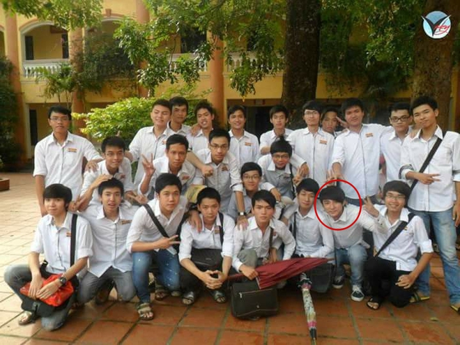 Lộ loạt ảnh ngố t&agrave;u của Sơn T&ugrave;ng M-TP thời c&ograve;n ngồi tr&ecirc;n ghế nh&agrave; trường - Ảnh 3.