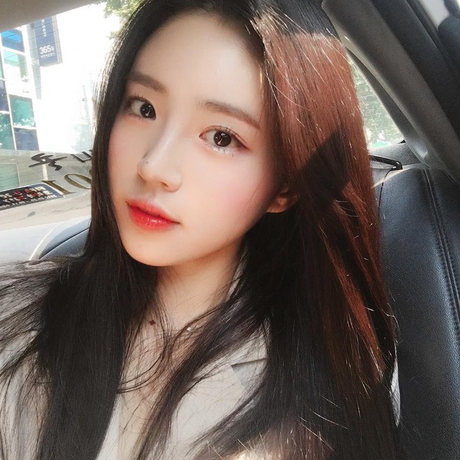 Không phải beauty blogger nhưng 5 hot girl Hàn này vẫn được hội mê làm đẹp săn đón vì makeup cực long lanh - Ảnh 3.