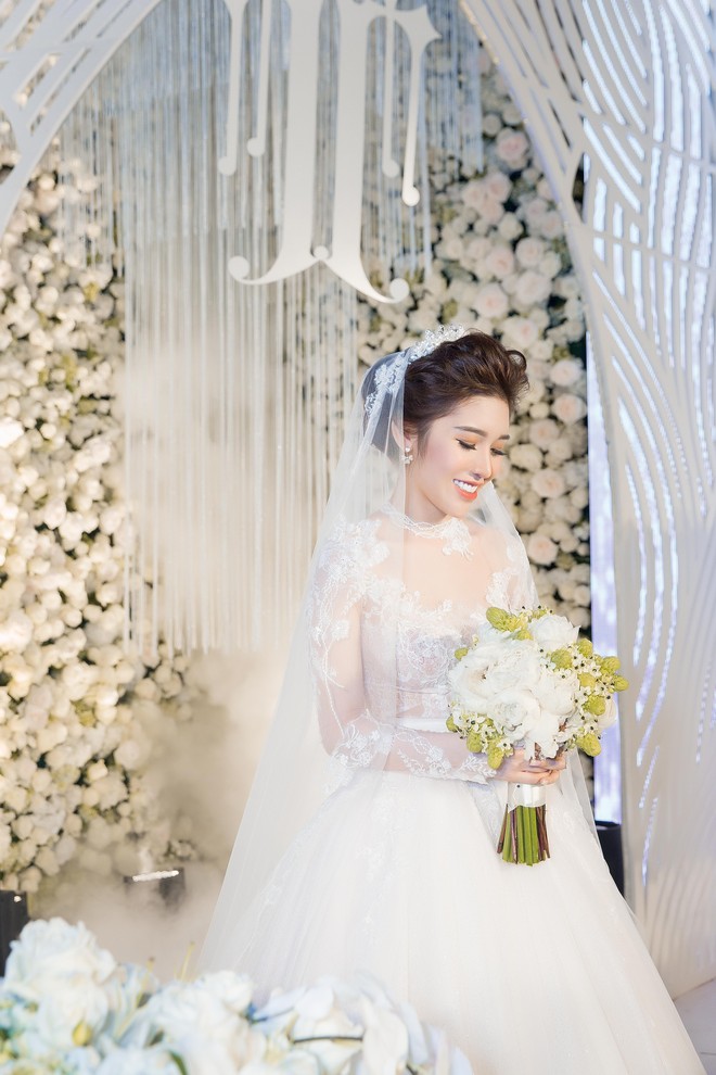 Chiêm ngưỡng vẻ đẹp nàng dâu Sài thành trong thiết kế mới của Calla Bridal - Ảnh 3.