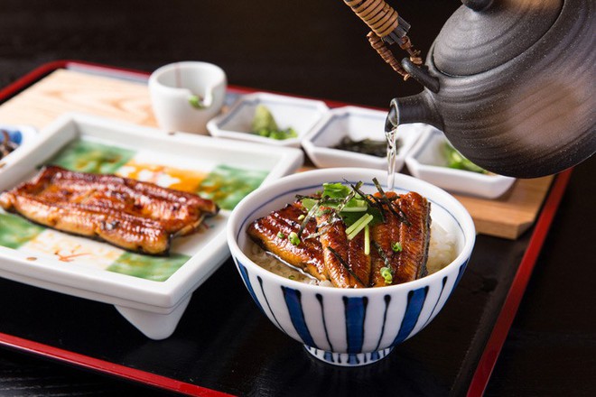 Ăn cả xương lươn, 8 món lươn này sẽ khiến những ai thích ăn đồ Nhật phát cuồng - Ảnh 3.