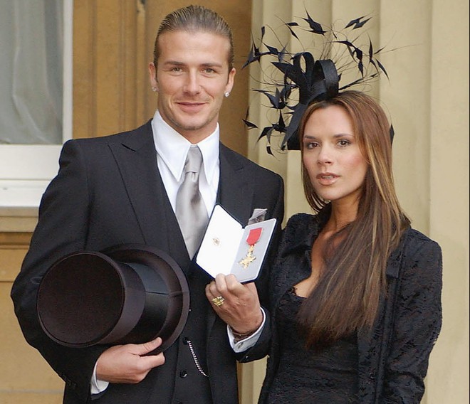 Suốt 18 năm, vợ chồng Beckham vẫn luôn nắm chặt tay nhau trên hành trình hôn nhân đầy hạnh phúc! - Ảnh 12.