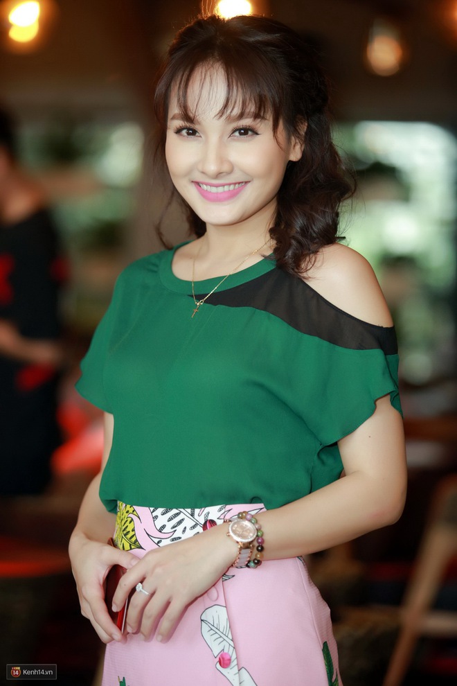 Chồng thật v&agrave; chồng m&agrave;n ảnh của Bảo Thanh lần đầu c&ocirc;ng khai chạm tr&aacute;n  - Ảnh 1.