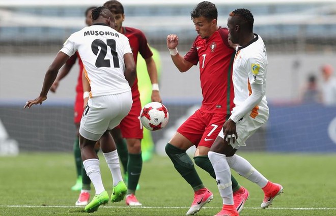 Đàn em Ronaldo thua sốc Zambia ở trận ra quân U20 World Cup - Ảnh 7.