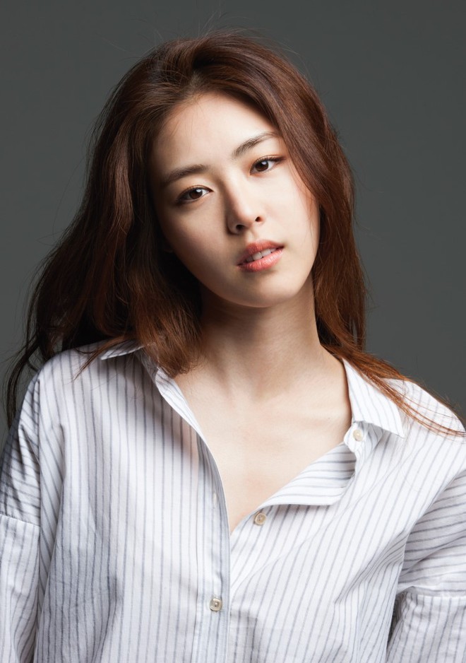 “Nữ thần thế hệ mới” Jung Chaeyeon (I.O.I) rục rịch đóng phim mới - Ảnh 5.
