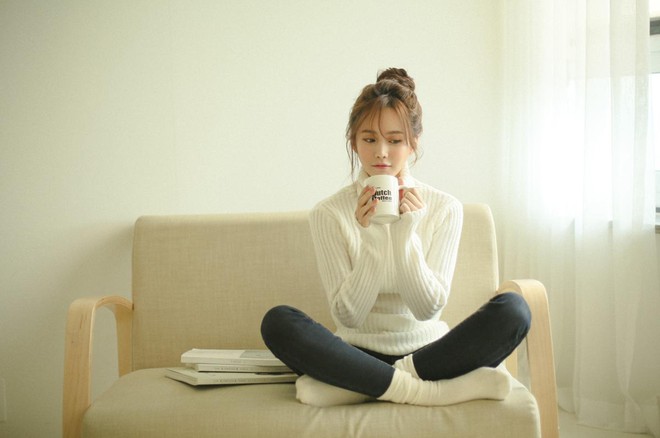 Nếu lỡ thức khuya nhớ l&agrave;m ngay 5 việc n&agrave;y để kh&ocirc;ng lo mụn nổi đầy mặt - Ảnh 2.