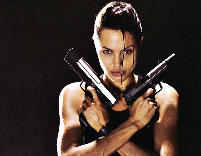 Angelina Jolie và Alicia Vikander: Ai mới là nàng Lara Croft hoàn hảo? - Ảnh 4.