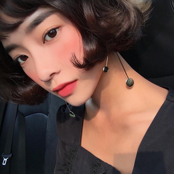 Không phải beauty blogger nhưng 5 hot girl Hàn này vẫn được hội mê làm đẹp săn đón vì makeup cực long lanh - Ảnh 15.