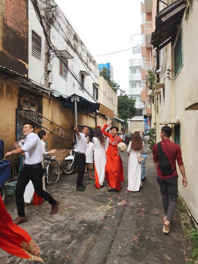 Dân mạng xôn xao trước hình ảnh Ngô Thanh Vân mặc áo dài trong lễ rước dâu - Ảnh 6.