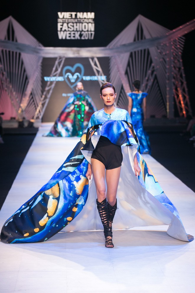 VIFW ngày 1: Kim Dung mở màn xuất sắc, vedette Thanh Hằng xuất hiện siêu chất trong show của Công Trí - Ảnh 19.