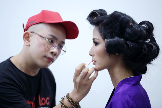 Ho&agrave;ng Th&ugrave;y, Cẩm Ti&ecirc;n duy&ecirc;n d&aacute;ng, cuốn h&uacute;t trong clip c&ocirc;ng bố 15 c&ocirc; g&aacute;i tiếp theo lọt B&aacute;n kết HHHVVN! - Ảnh 3.