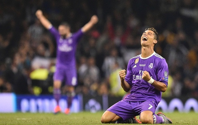 Ronaldo bật khóc sau khi hóa siêu anh hùng giúp Real vô địch Champions League - Ảnh 4.